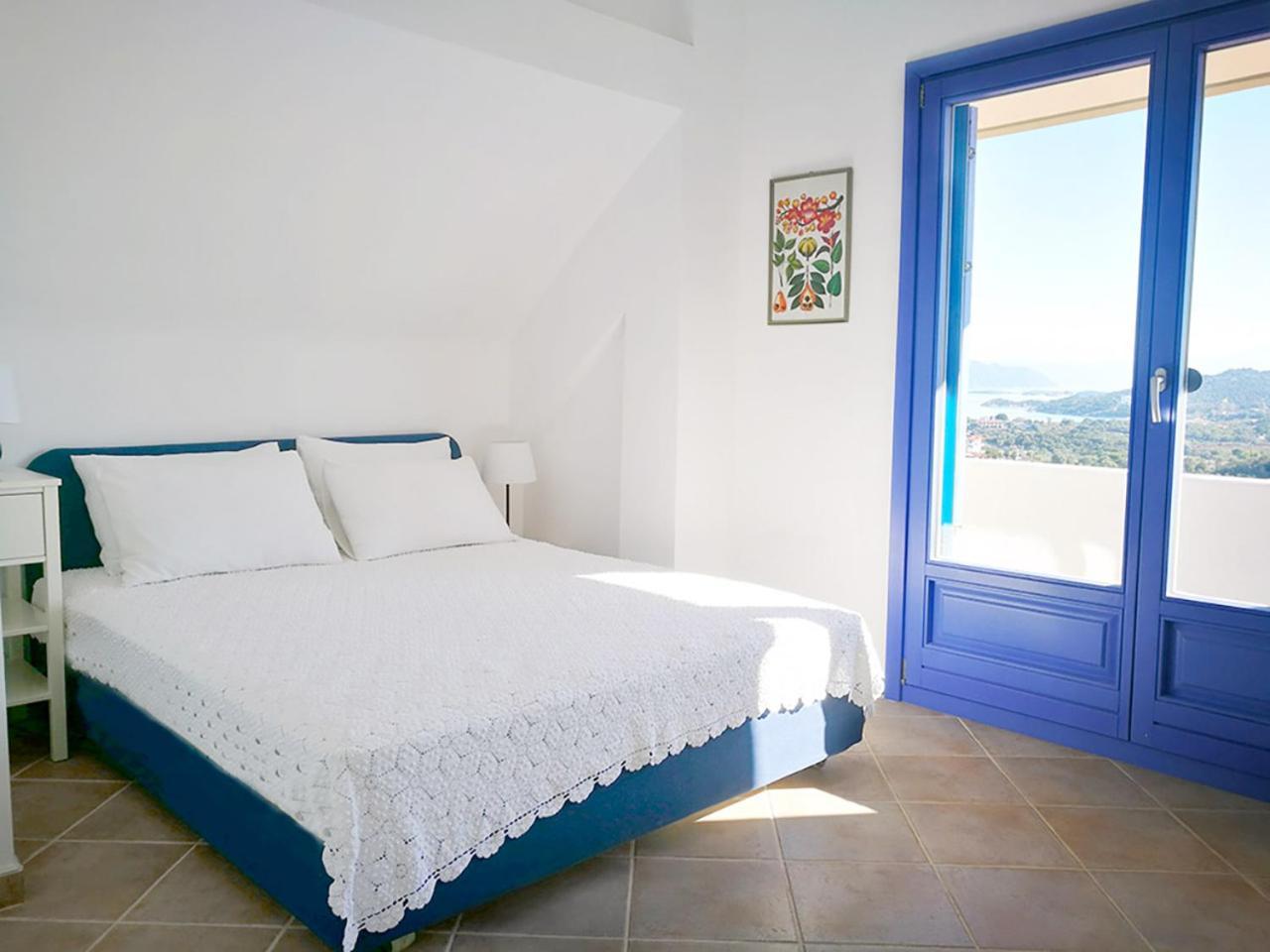 Olive Bay Hilltop Apartments Ammouliani Room photo
